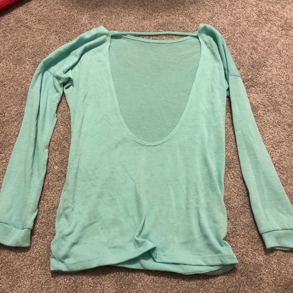 Tobi Sweater - Picture 2 of 3